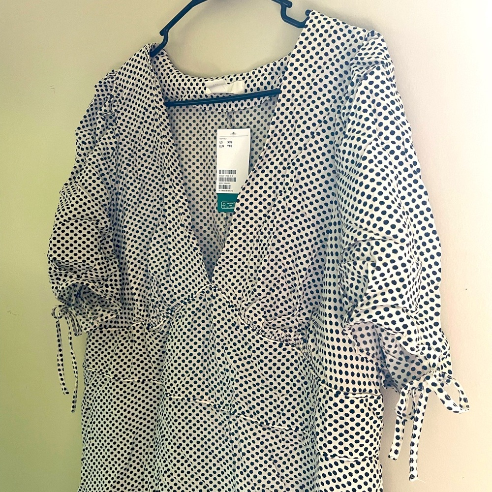 H&M conscious Black and White Polka Dot Dress XXL